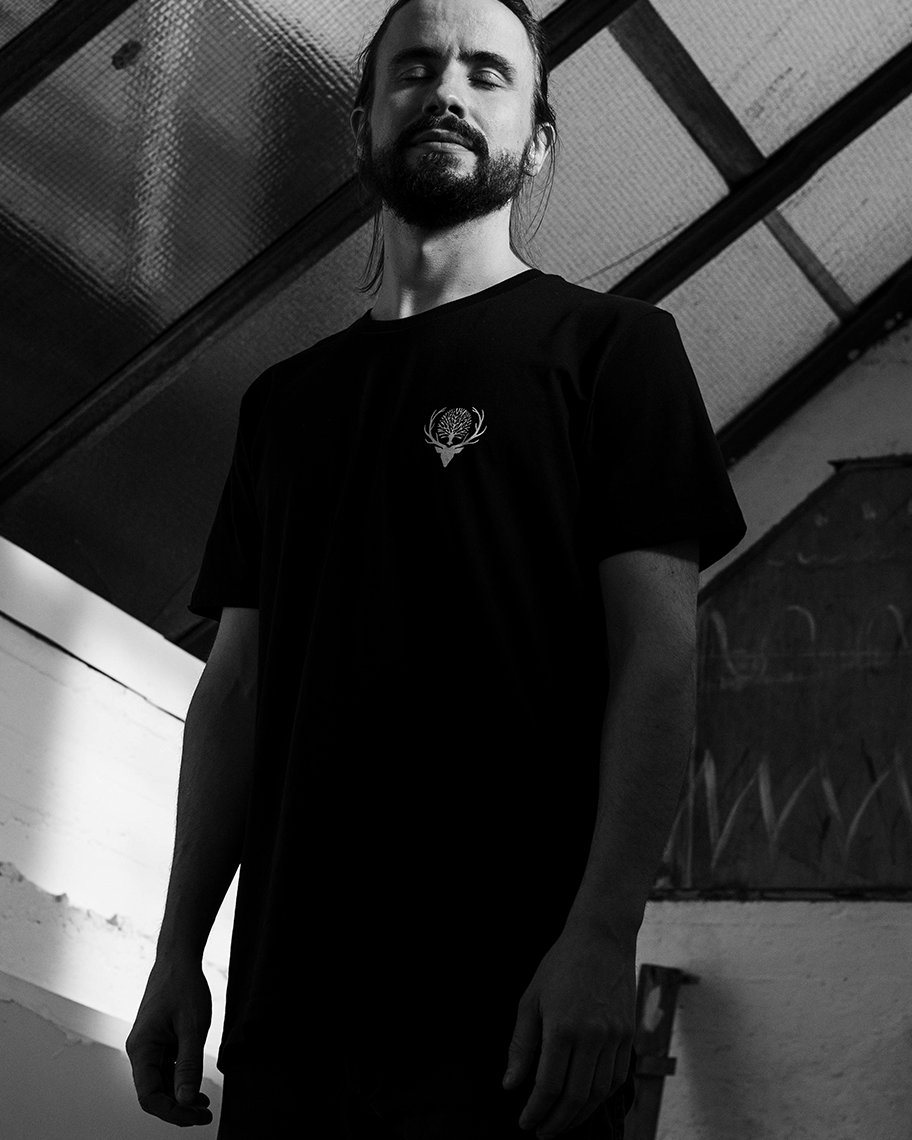 FAY WILDHAGEN SORT T-SKJORTE