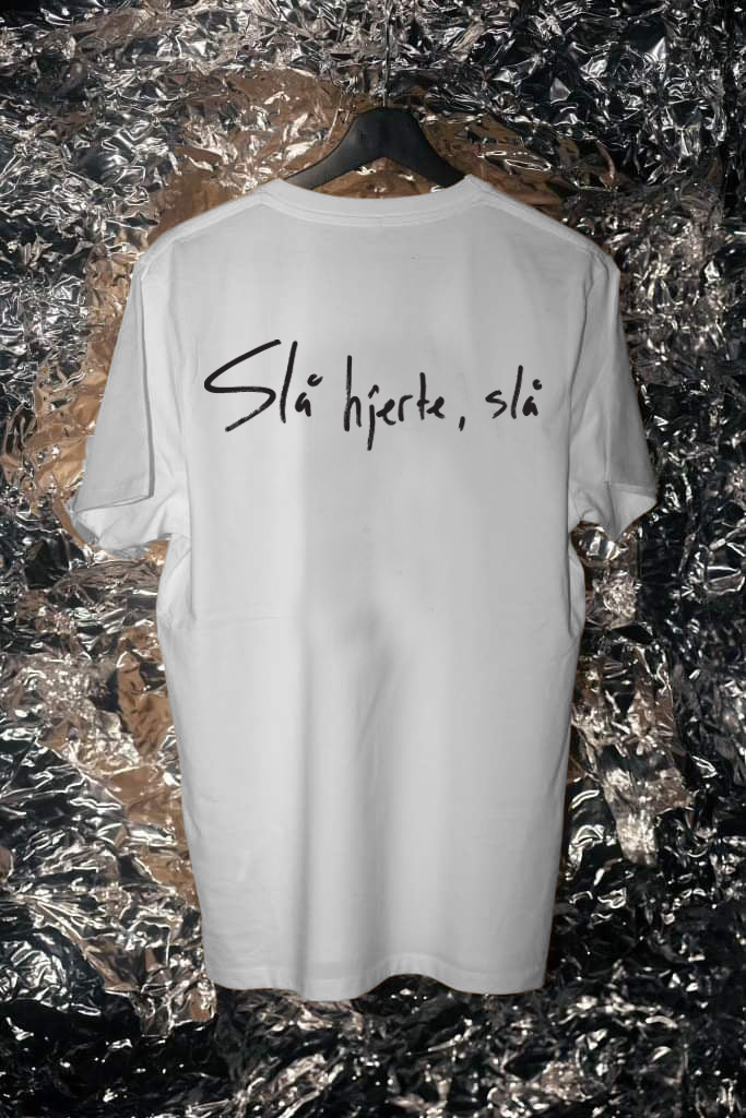 Slå Hjerte, Slå T-skjorte