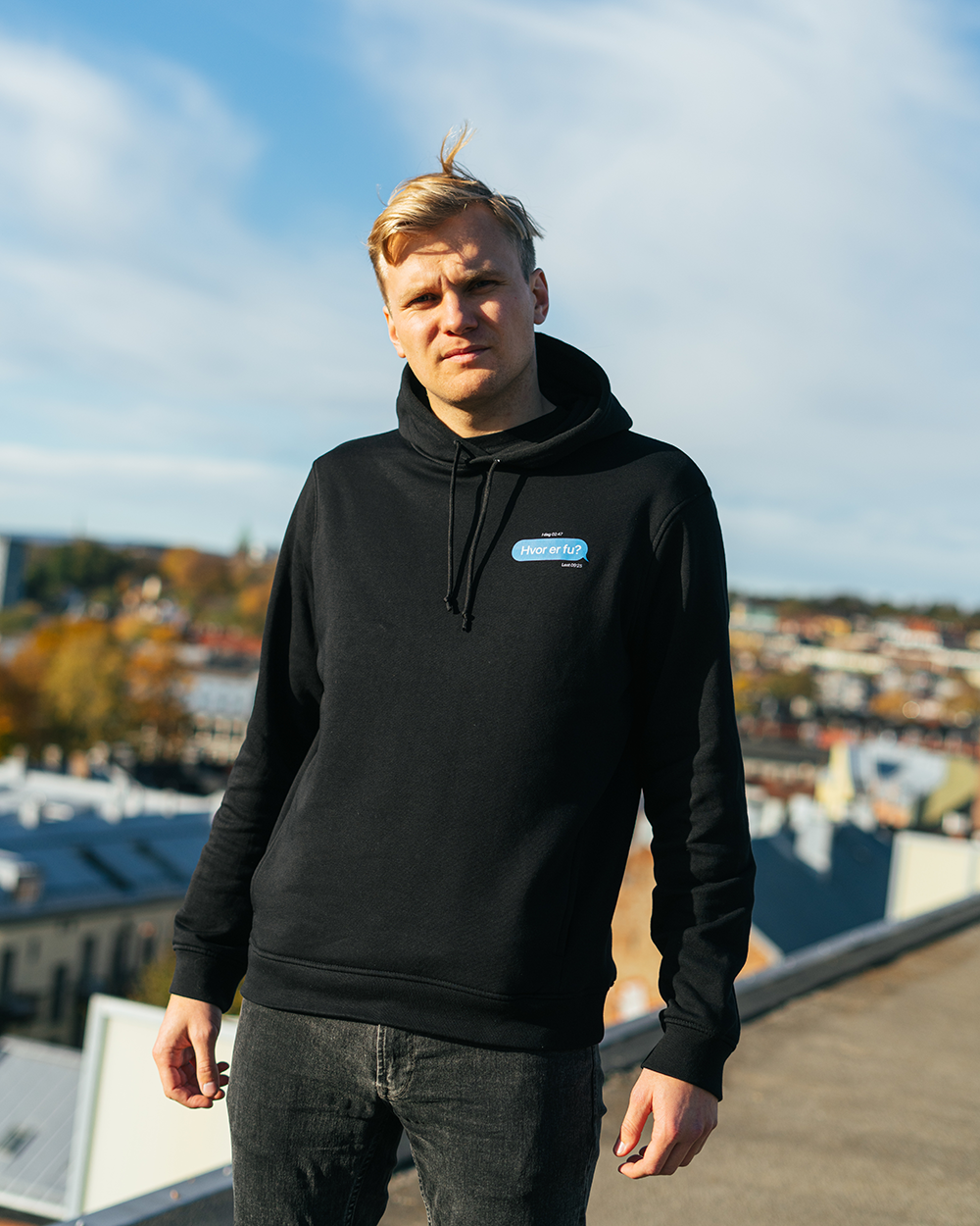 SORT HVOR ER FU? HOODIE